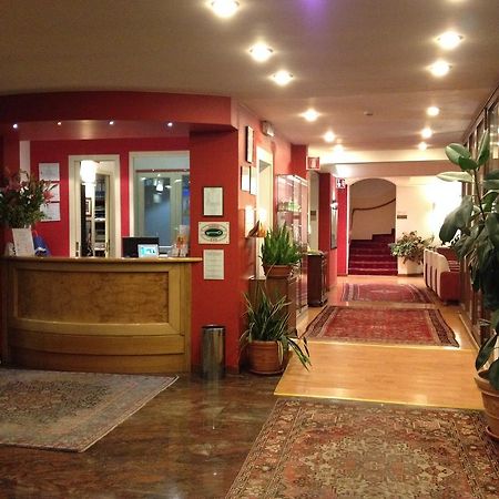 Hotel Due Ragni Виллорба Экстерьер фото