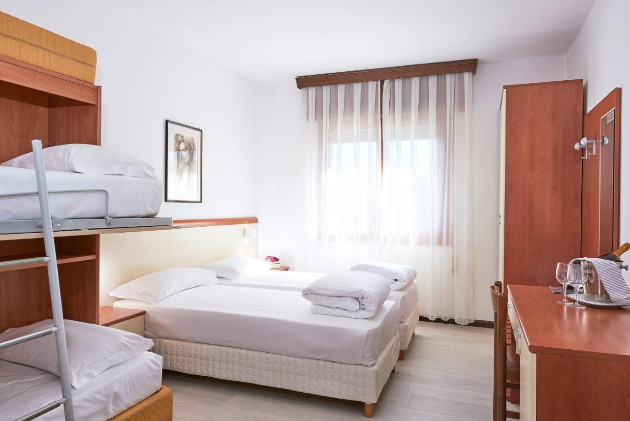 Hotel Due Ragni Виллорба Экстерьер фото